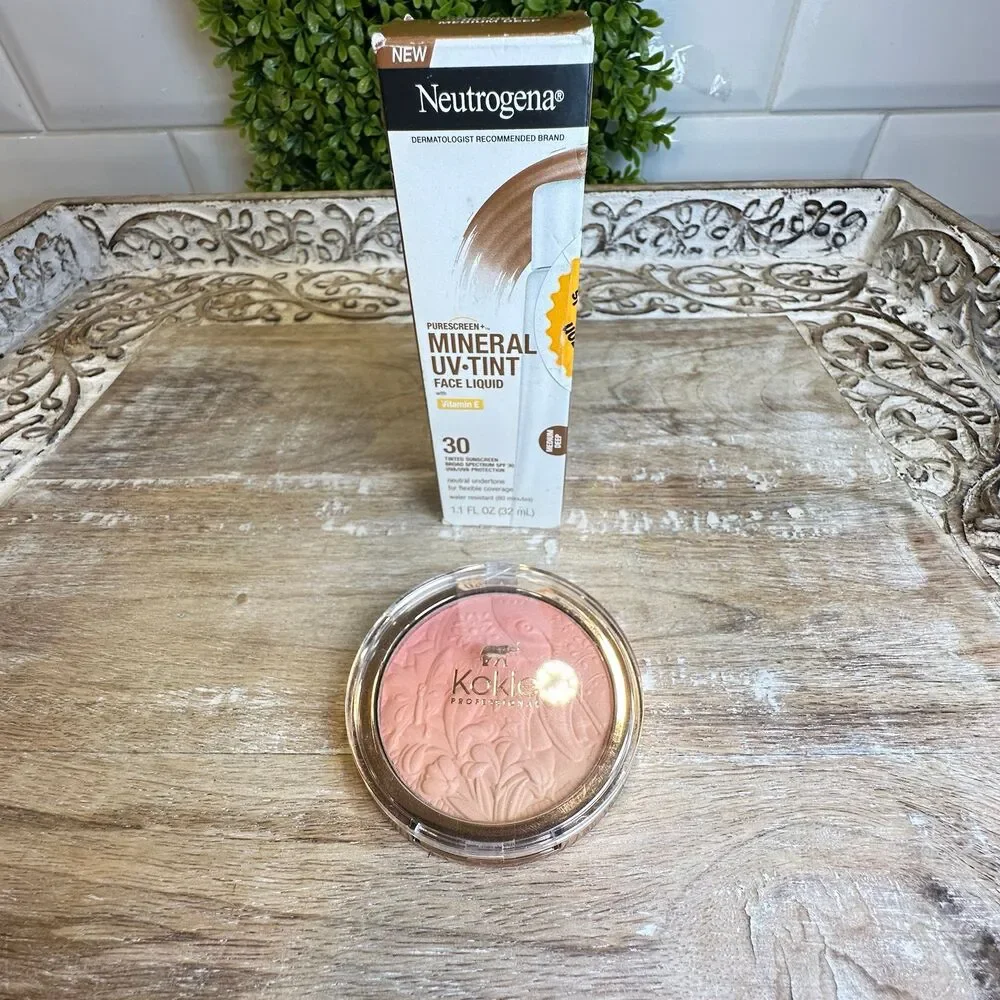 Neutrogena UVA/ UVB SPF 30 Tinted Face Sunscreen and Kokie Blush Bundle